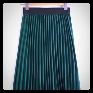 Shein Elastic Waist Pleated Midi Skirt L new